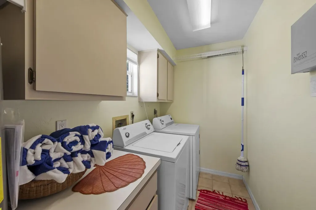 1558 Sand Castle Road Sanibel FL 33957