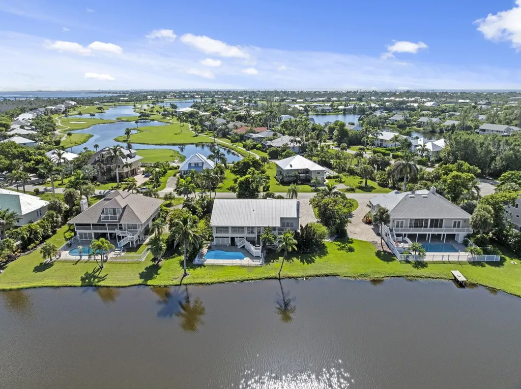 1558 Sand Castle Road Sanibel FL 33957