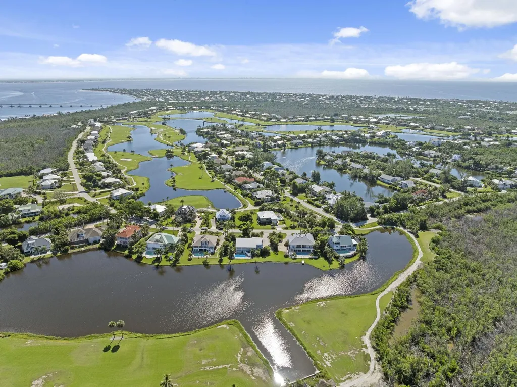 1558 Sand Castle Road Sanibel FL 33957