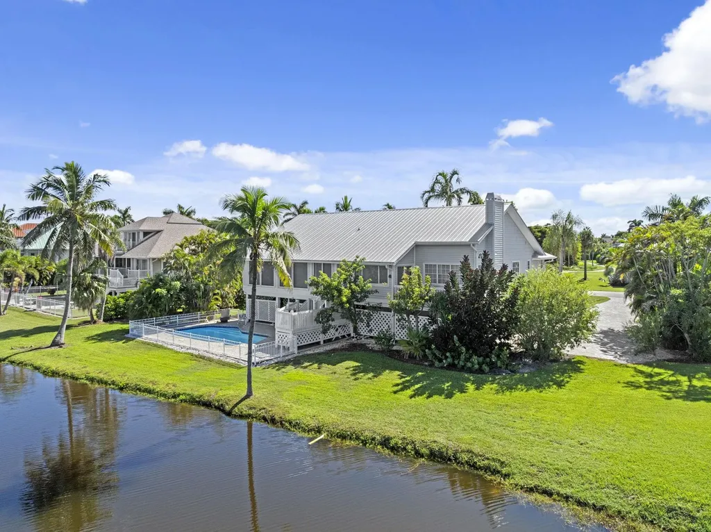 1558 Sand Castle Road Sanibel FL 33957