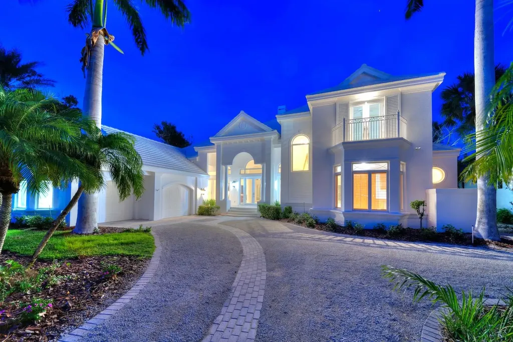 2402 Wulfert Road Sanibel FL 33957