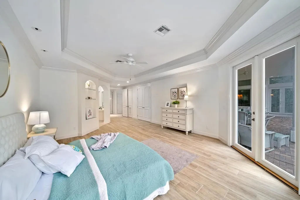 2402 Wulfert Road Sanibel FL 33957