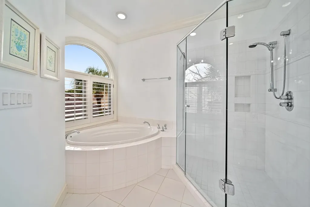 2402 Wulfert Road Sanibel FL 33957