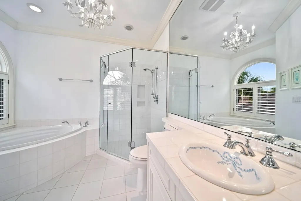 2402 Wulfert Road Sanibel FL 33957