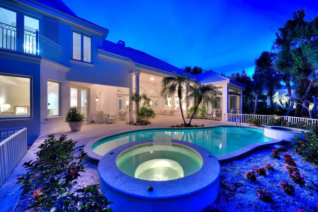 2402 Wulfert Road Sanibel FL 33957