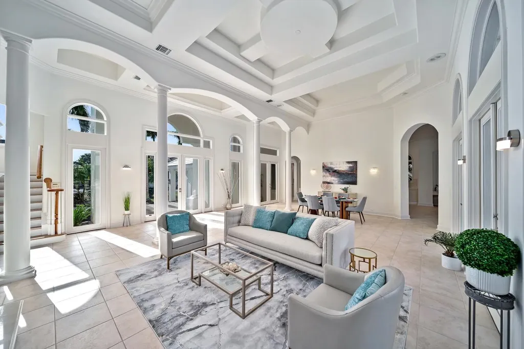 2402 Wulfert Road Sanibel FL 33957