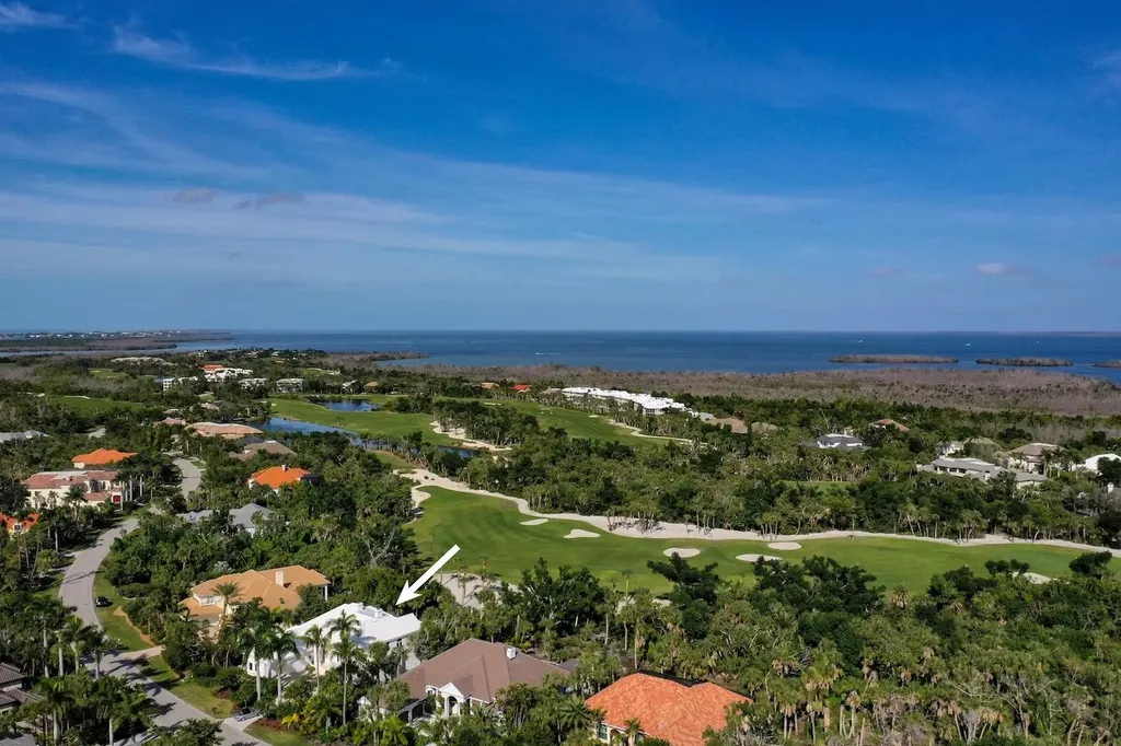 2402 Wulfert Road Sanibel FL 33957