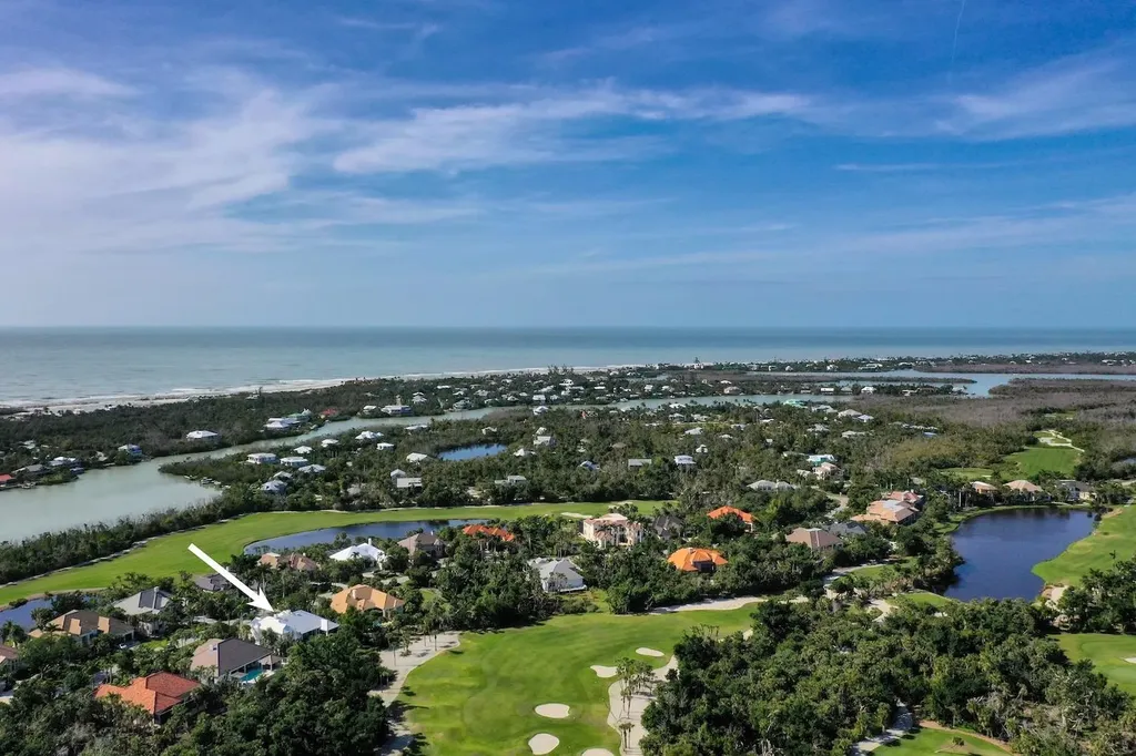 2402 Wulfert Road Sanibel FL 33957