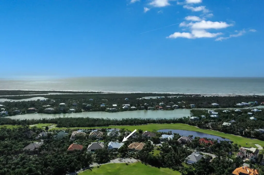 2402 Wulfert Road Sanibel FL 33957