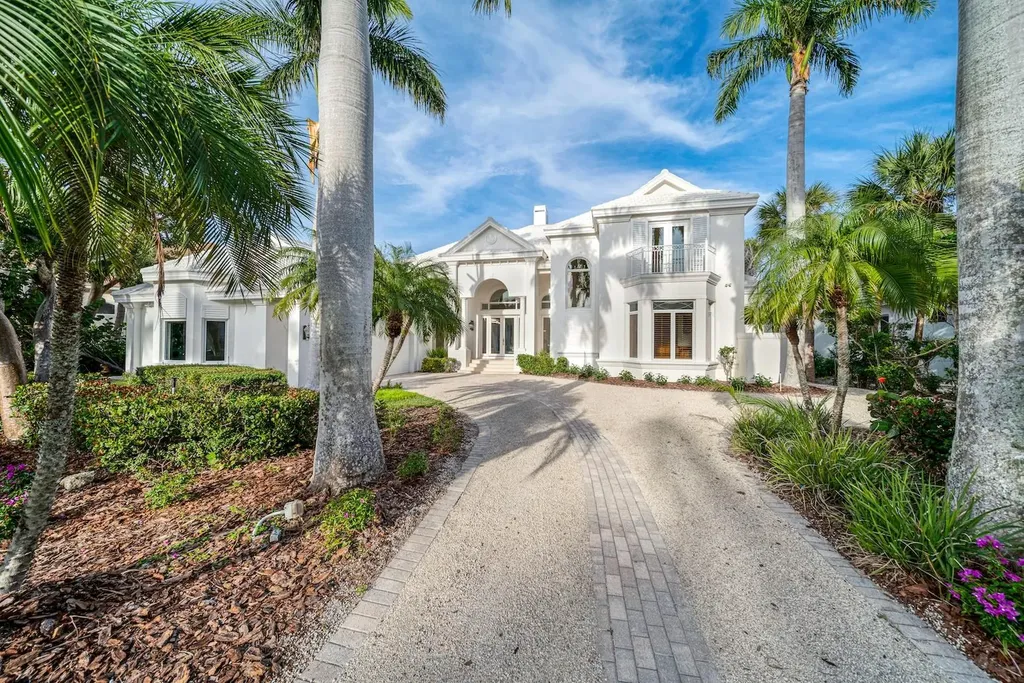 2402 Wulfert Road Sanibel FL 33957