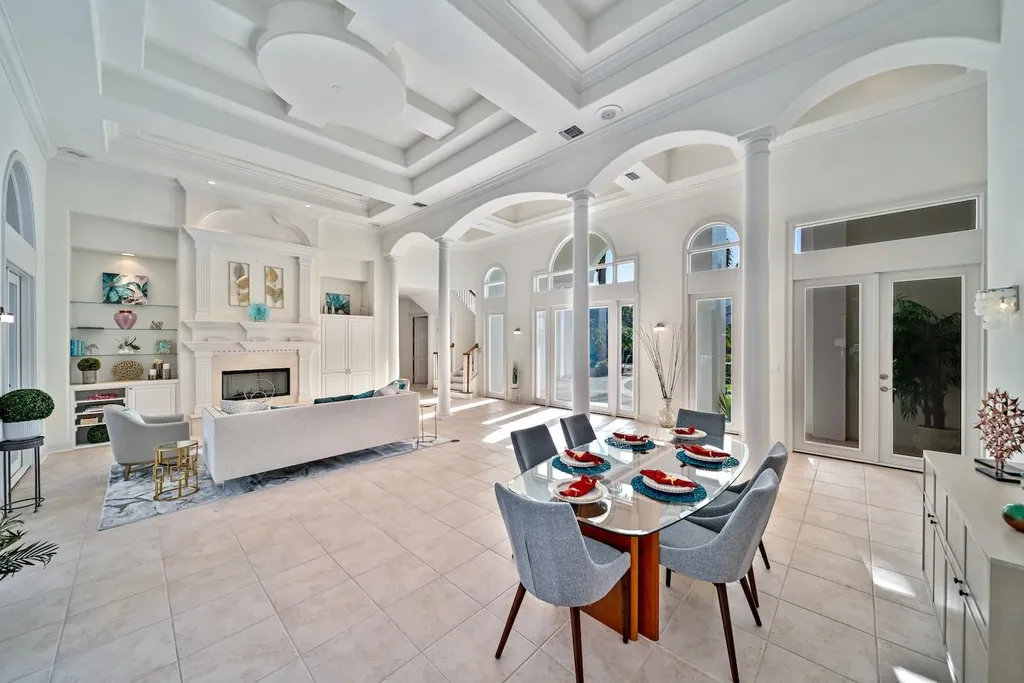 2402 Wulfert Road Sanibel FL 33957