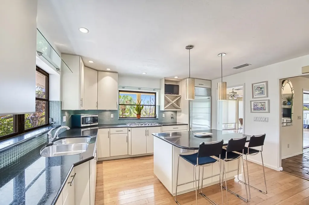 5309 Umbrella Pool Road Sanibel FL 33957