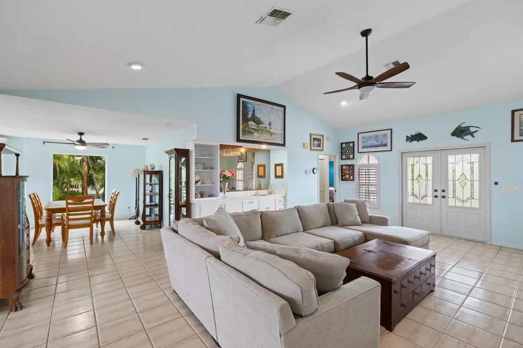 1625 Serenity Lane Sanibel FL 33957