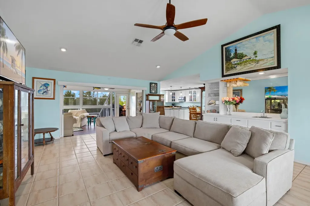 1625 Serenity Lane Sanibel FL 33957