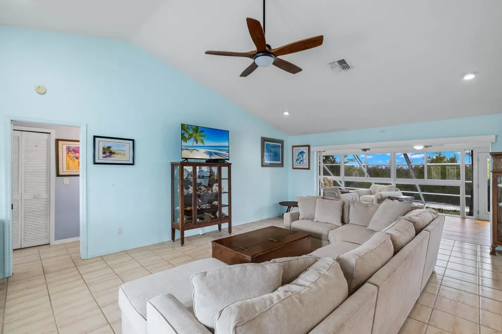 1625 Serenity Lane Sanibel FL 33957