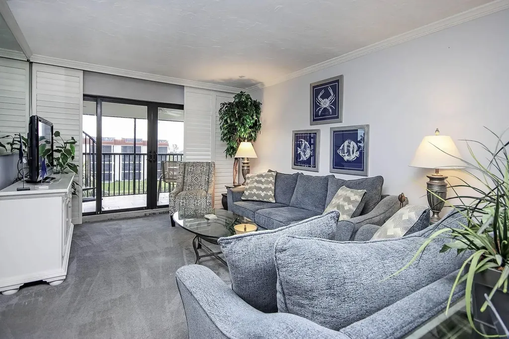 2445 W Gulf Drive Sanibel FL 33957