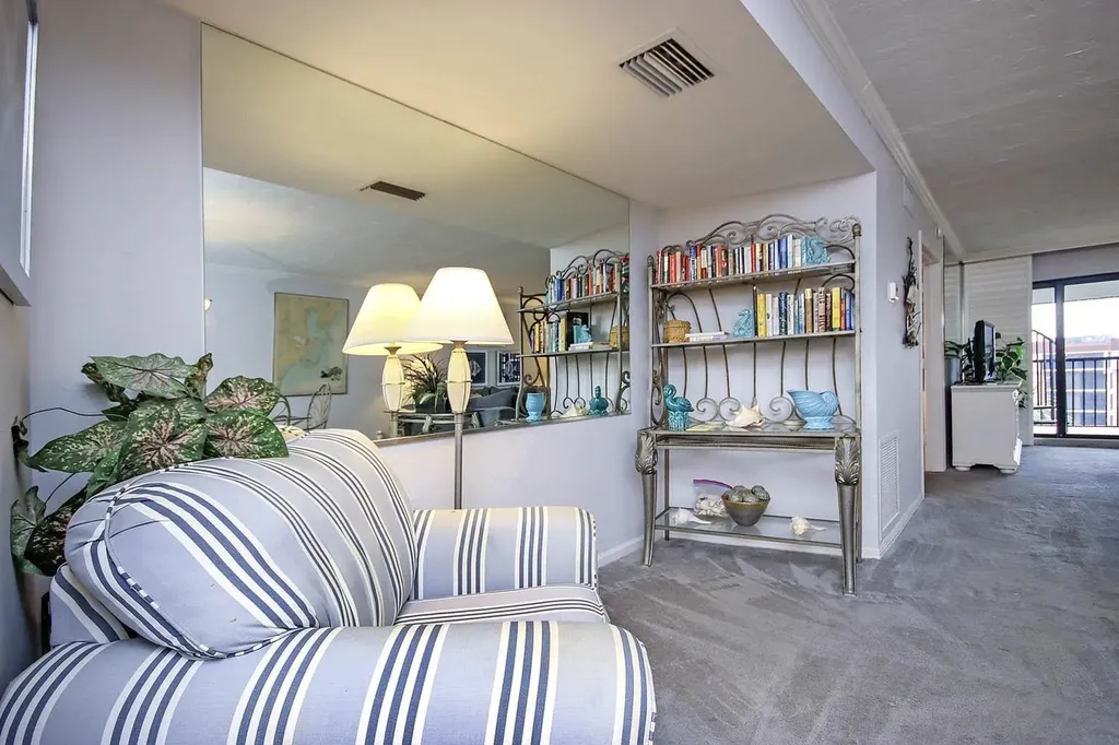 2445 W Gulf Drive Sanibel FL 33957