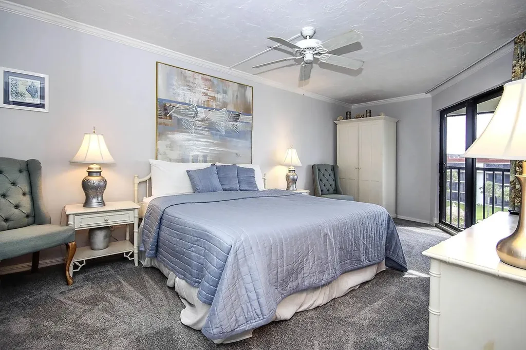 2445 W Gulf Drive Sanibel FL 33957