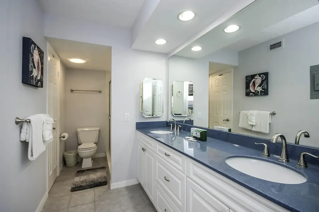 2445 W Gulf Drive Sanibel FL 33957