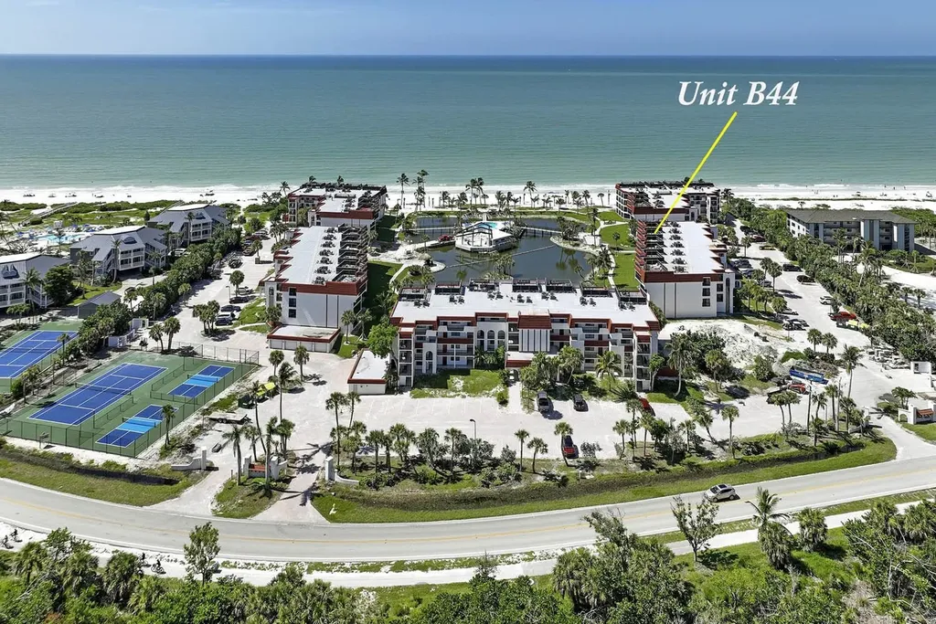 2445 W Gulf Drive Sanibel FL 33957