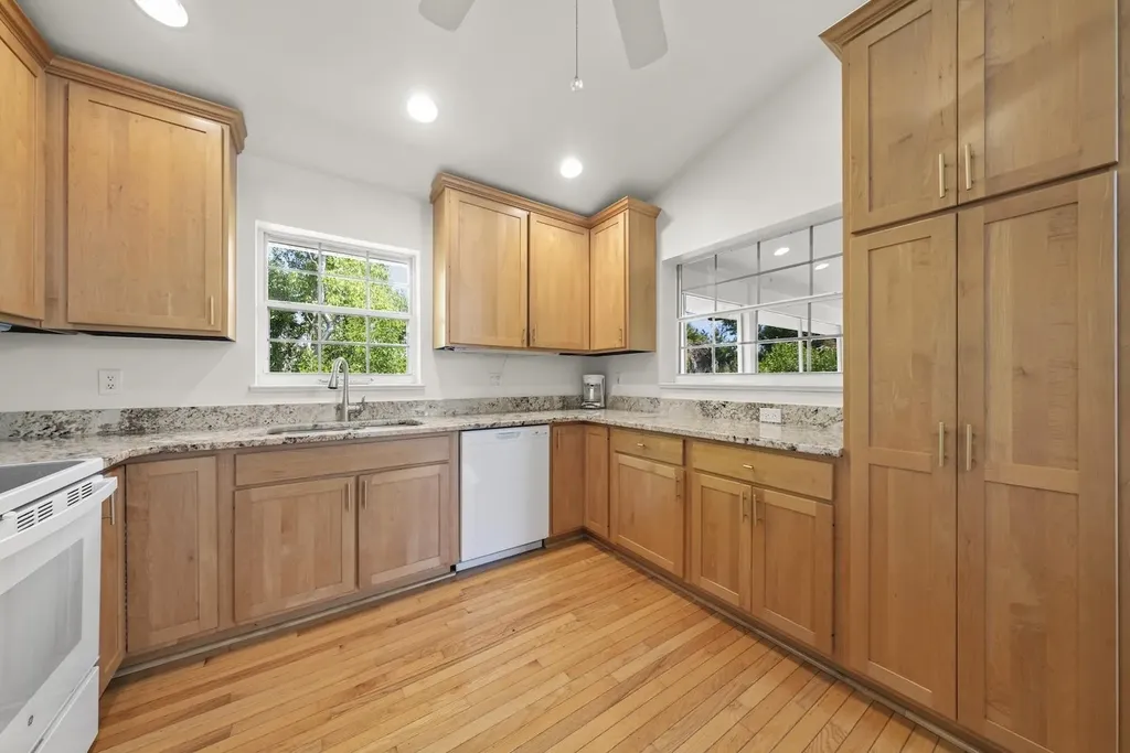 1846 Farm Trail Sanibel FL 33957