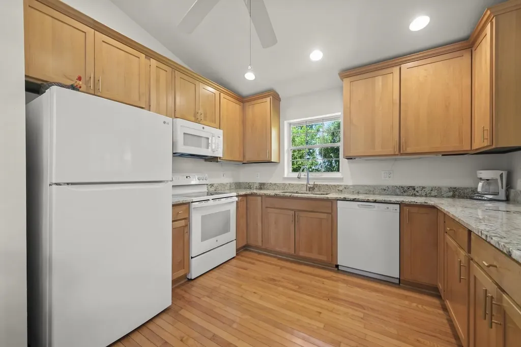 1846 Farm Trail Sanibel FL 33957