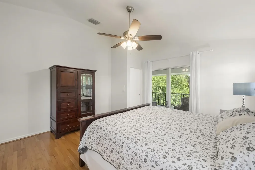 1846 Farm Trail Sanibel FL 33957