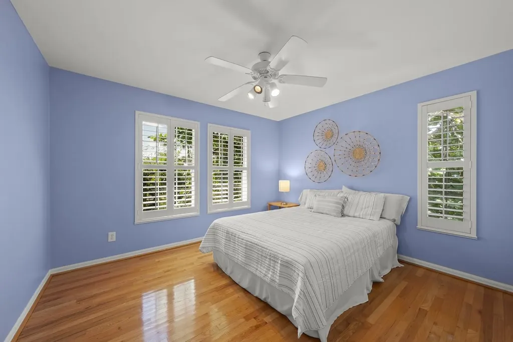 1846 Farm Trail Sanibel FL 33957