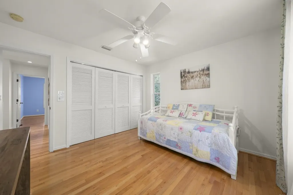 1846 Farm Trail Sanibel FL 33957