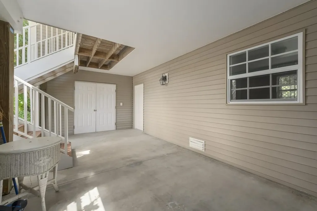 1846 Farm Trail Sanibel FL 33957