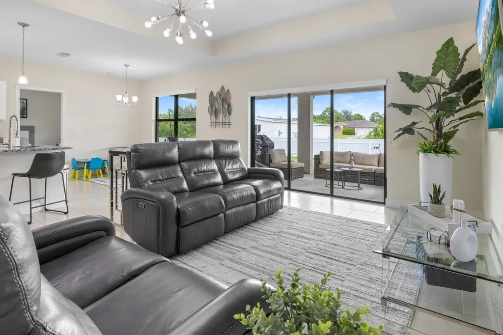 2812 12th Street SW Lehigh Acres FL 33976