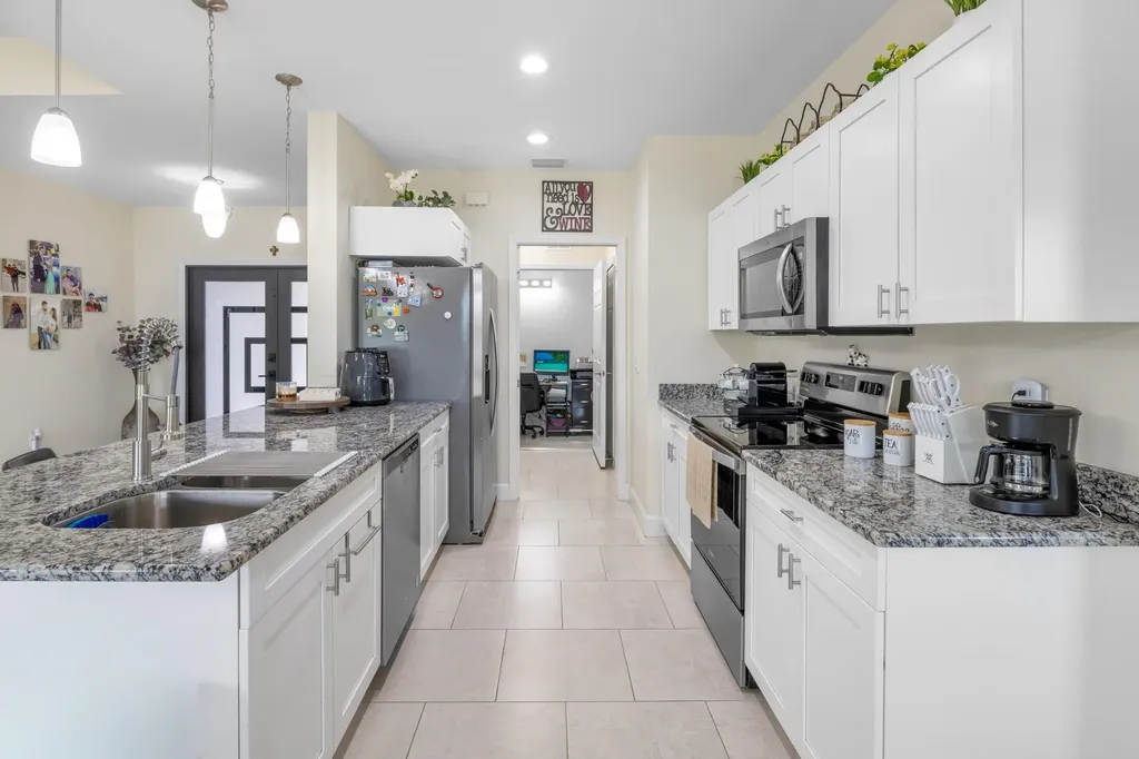 2812 12th Street SW Lehigh Acres FL 33976