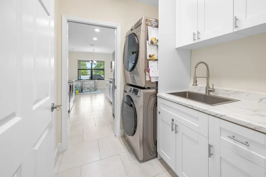 2812 12th Street SW Lehigh Acres FL 33976