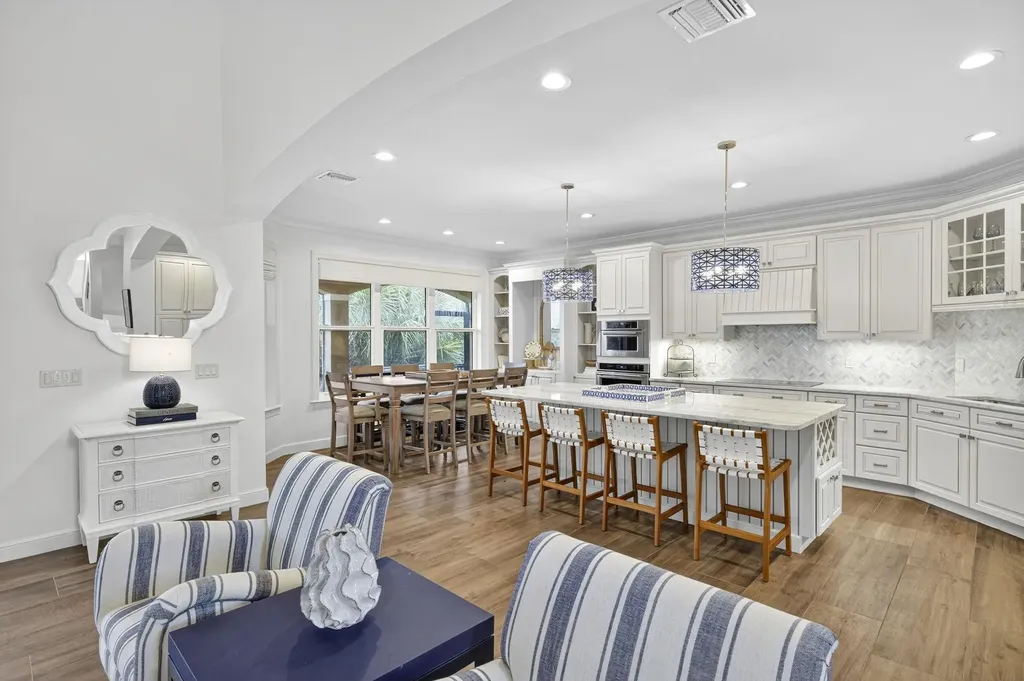 2324 Starfish Lane Sanibel FL 33957