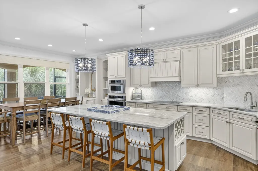 2324 Starfish Lane Sanibel FL 33957