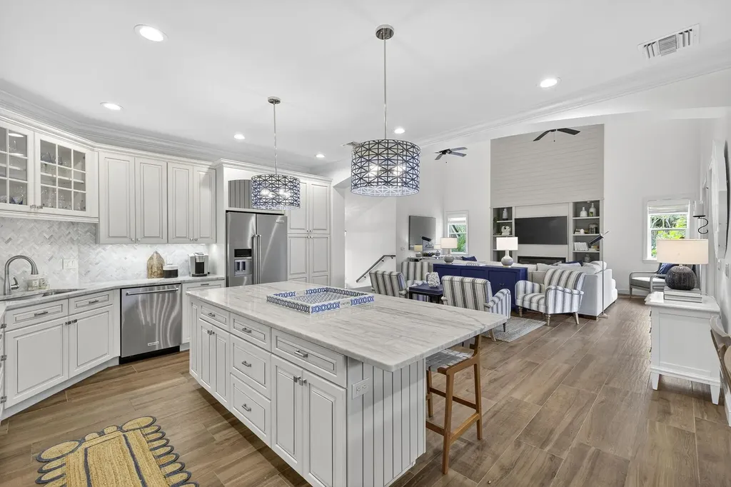 2324 Starfish Lane Sanibel FL 33957