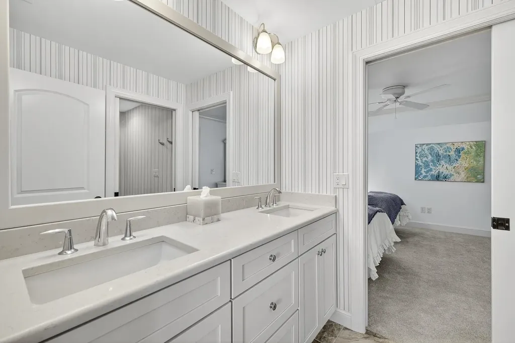 2324 Starfish Lane Sanibel FL 33957