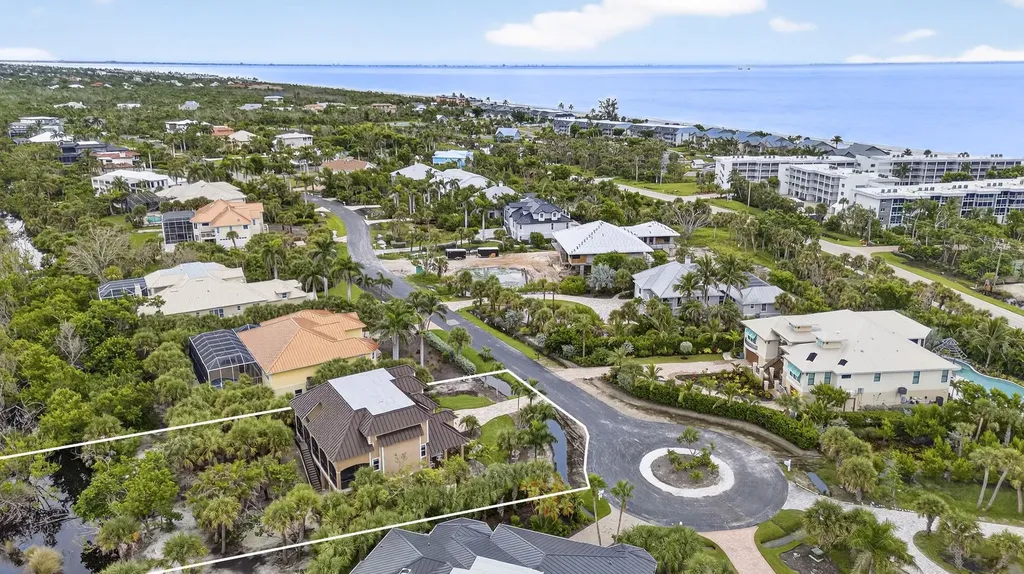 2324 Starfish Lane Sanibel FL 33957