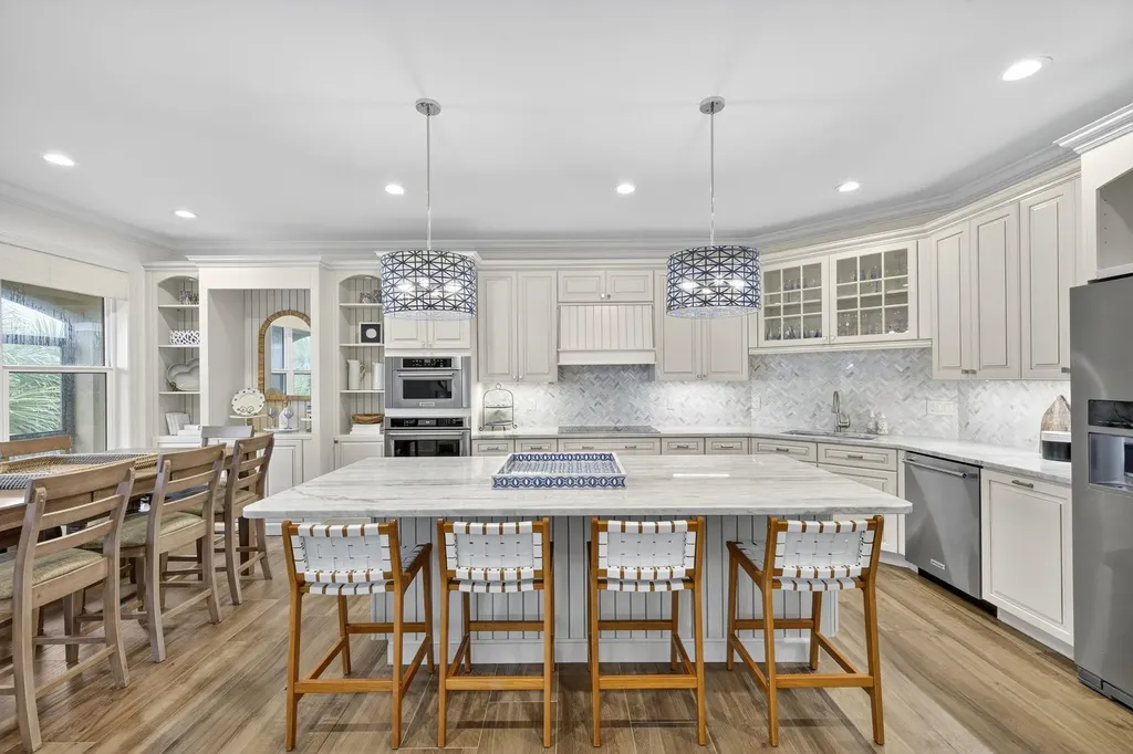 2324 Starfish Lane Sanibel FL 33957