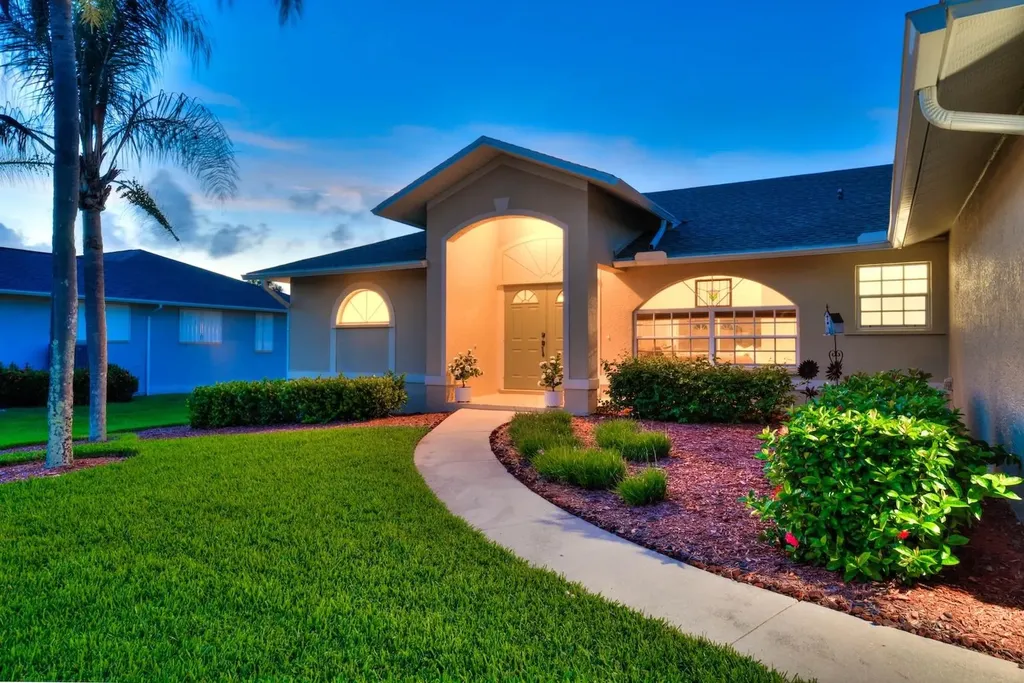 8886 Staghorn Way Fort Myers FL 33908