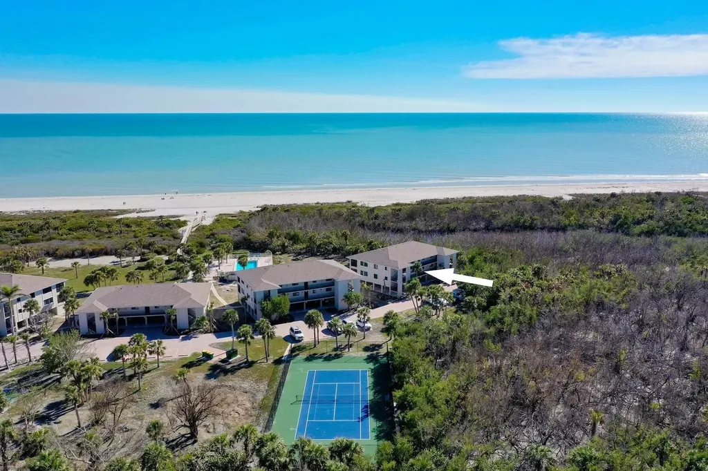 1919 Olde Middle Gulf Drive Sanibel FL 33957