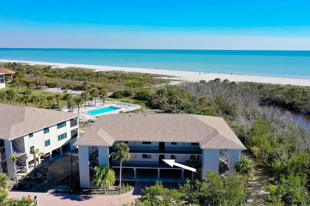 1919 Olde Middle Gulf Drive Sanibel FL 33957