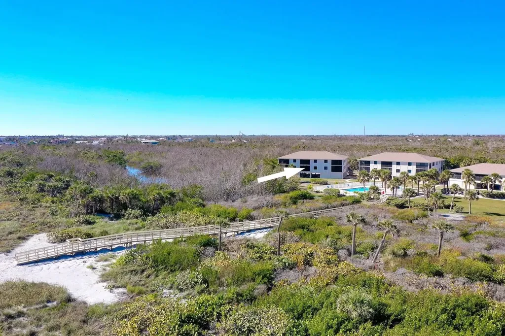 1919 Olde Middle Gulf Drive Sanibel FL 33957