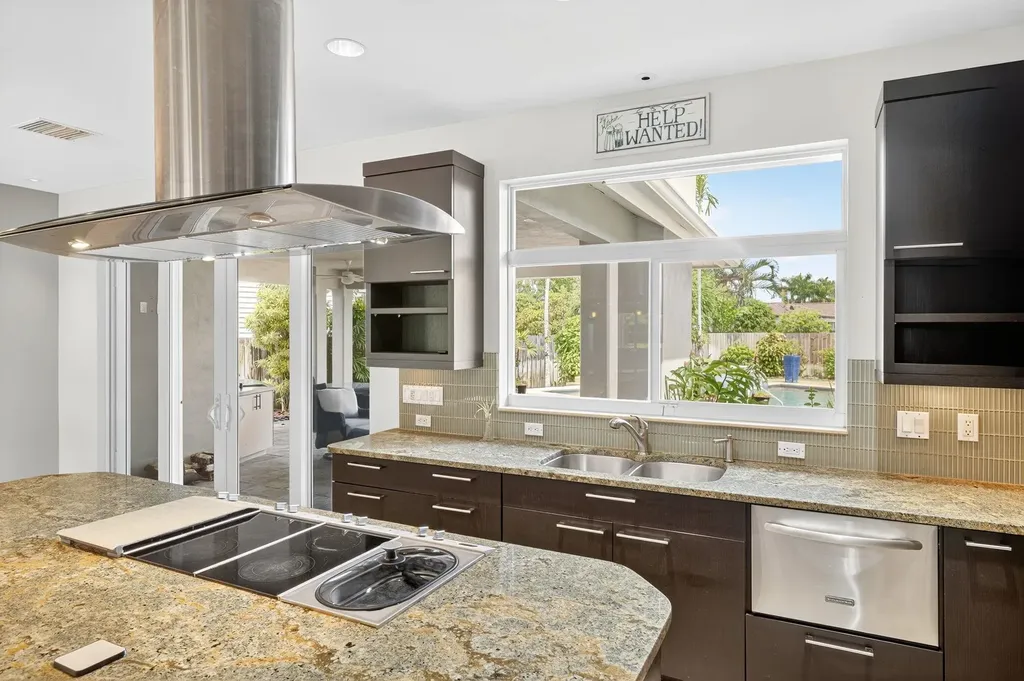 1321 Hanton Avenue Fort Myers FL 33901