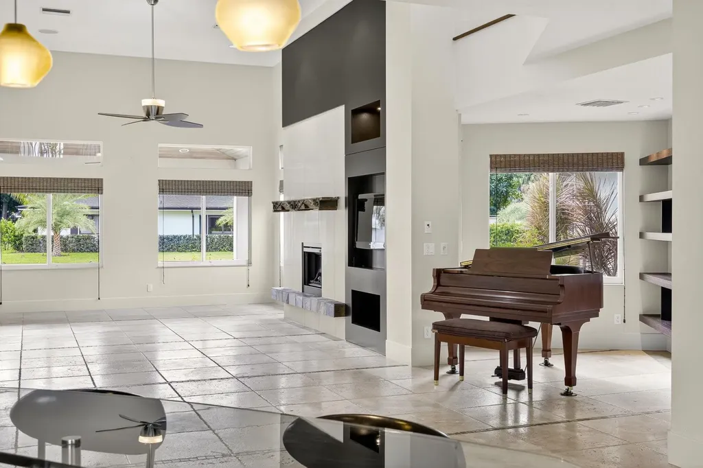 1321 Hanton Avenue Fort Myers FL 33901