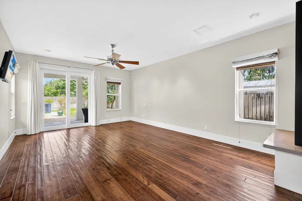 1321 Hanton Avenue Fort Myers FL 33901