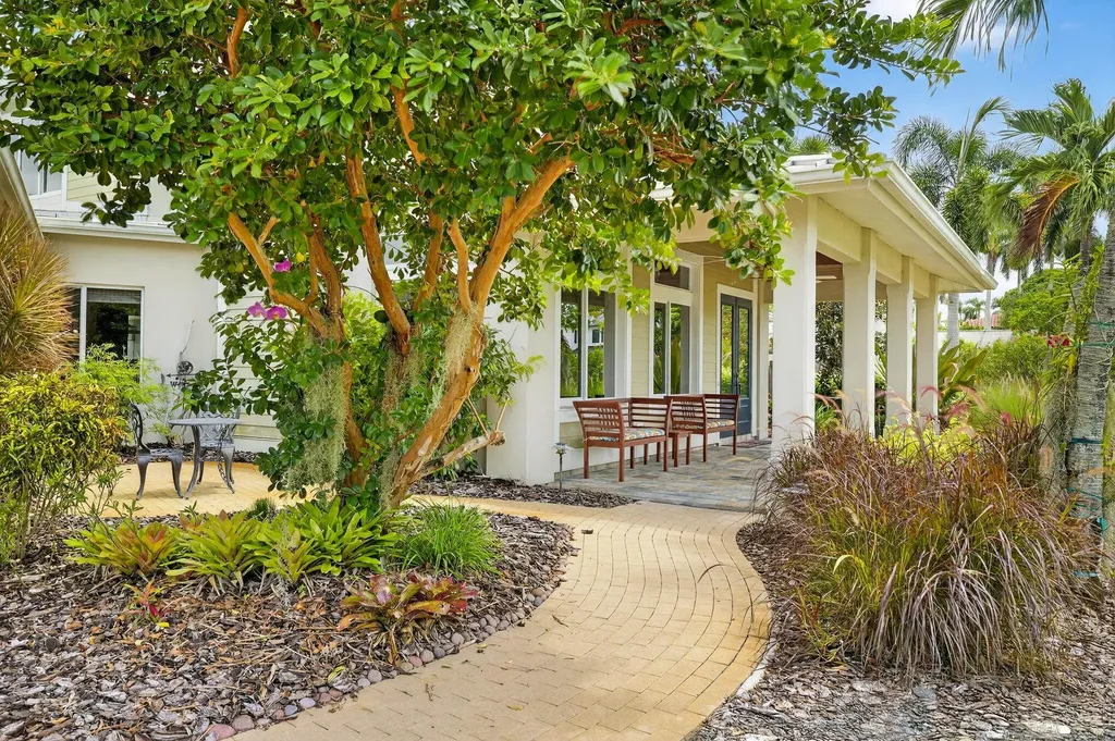 1321 Hanton Avenue Fort Myers FL 33901