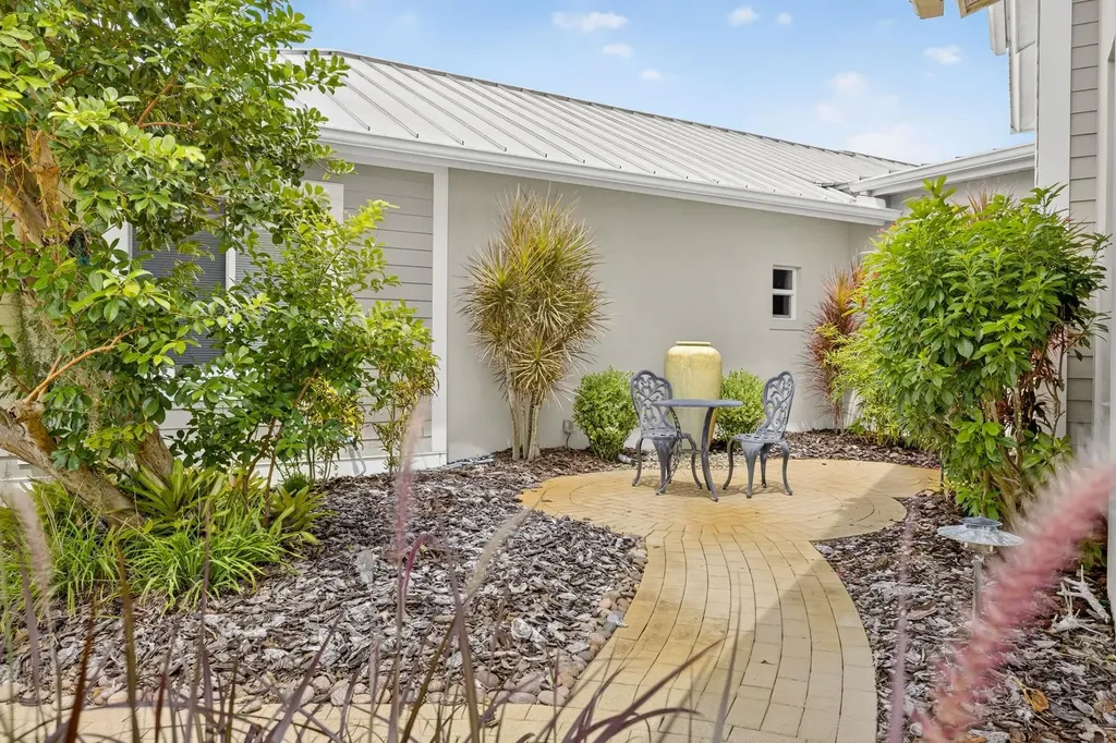 1321 Hanton Avenue Fort Myers FL 33901