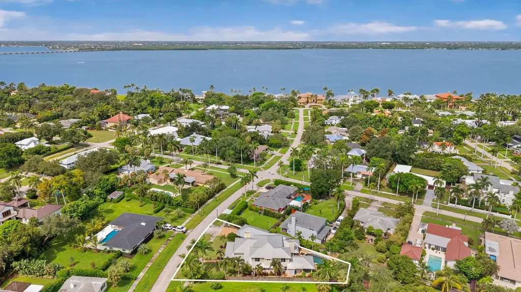 1321 Hanton Avenue Fort Myers FL 33901