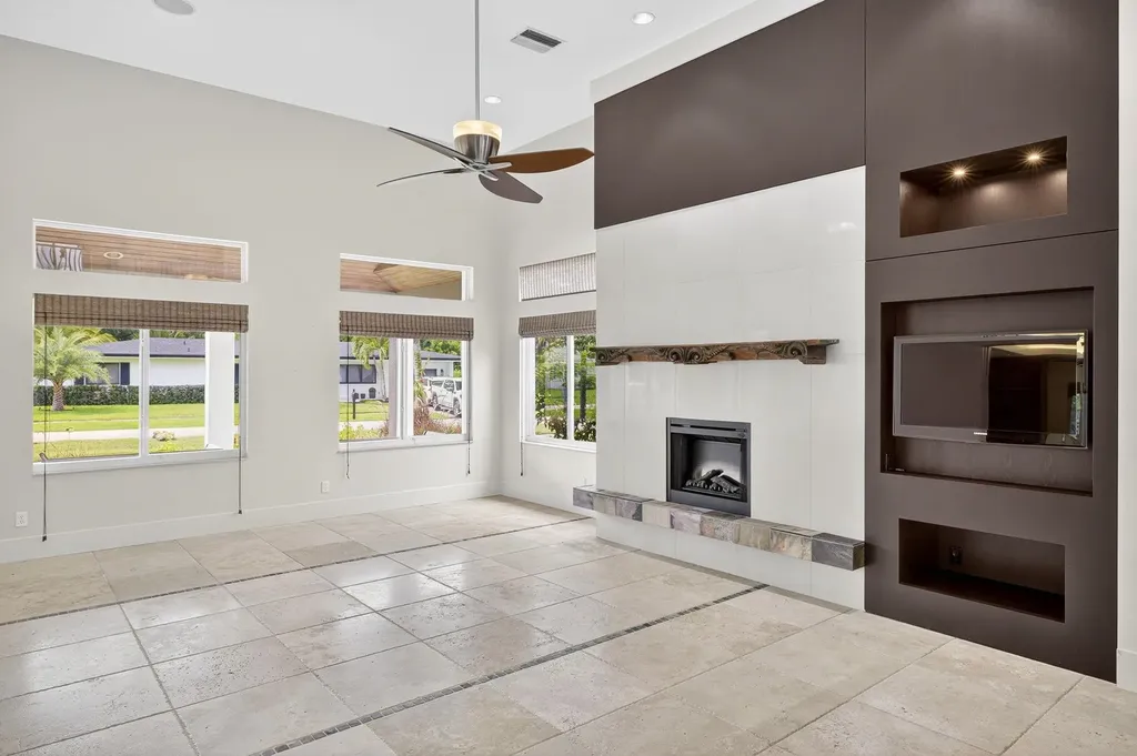 1321 Hanton Avenue Fort Myers FL 33901